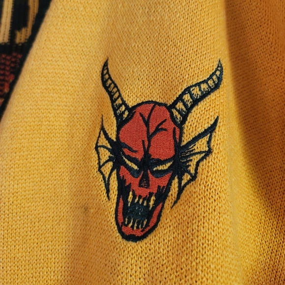 Netflix Hellfire Club Orange and Black Cardigan - XL - Picture 5 of 8